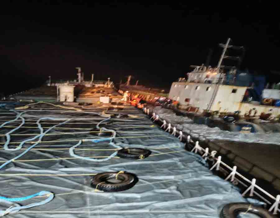 MV Kanchan being rescued