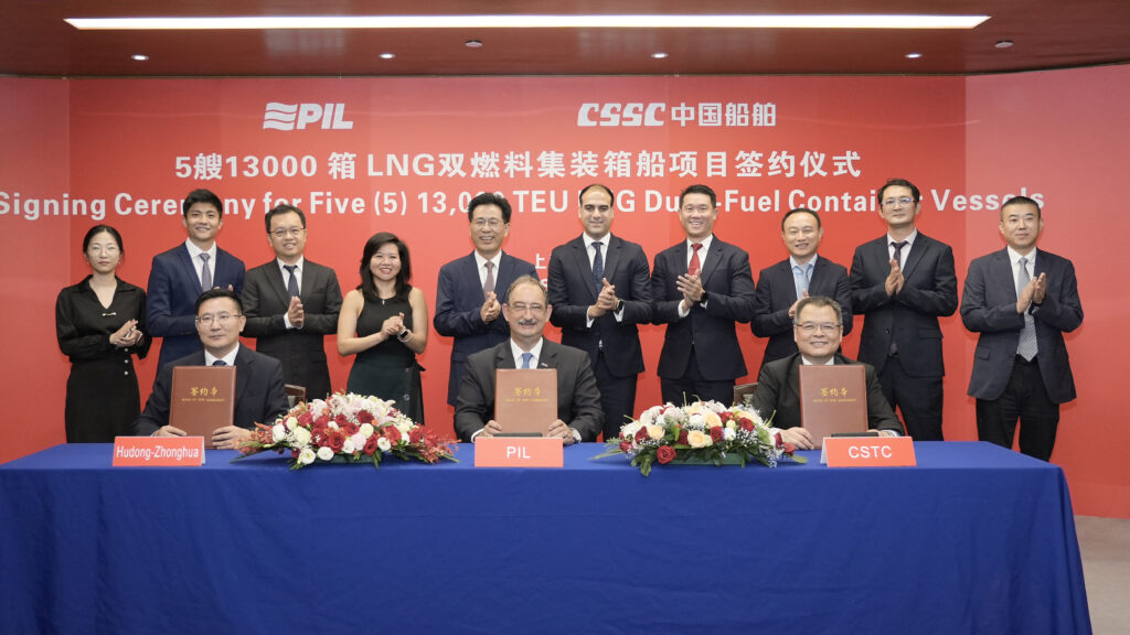 pil books new lng dual-fuel containerships