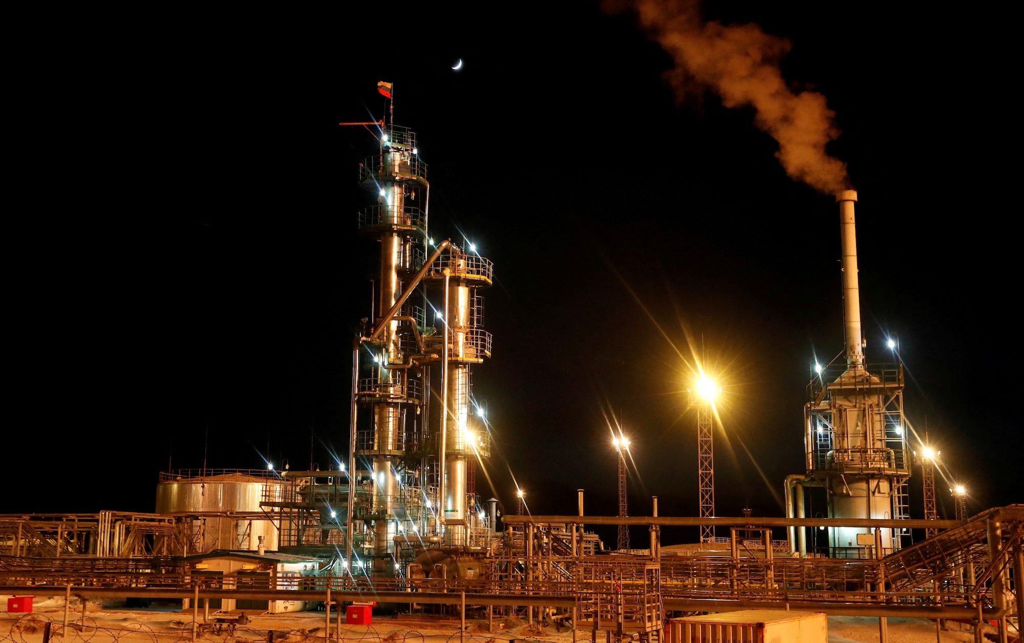 Ukraine Claims Attack on Hub for Major Russian Oil Pipelines