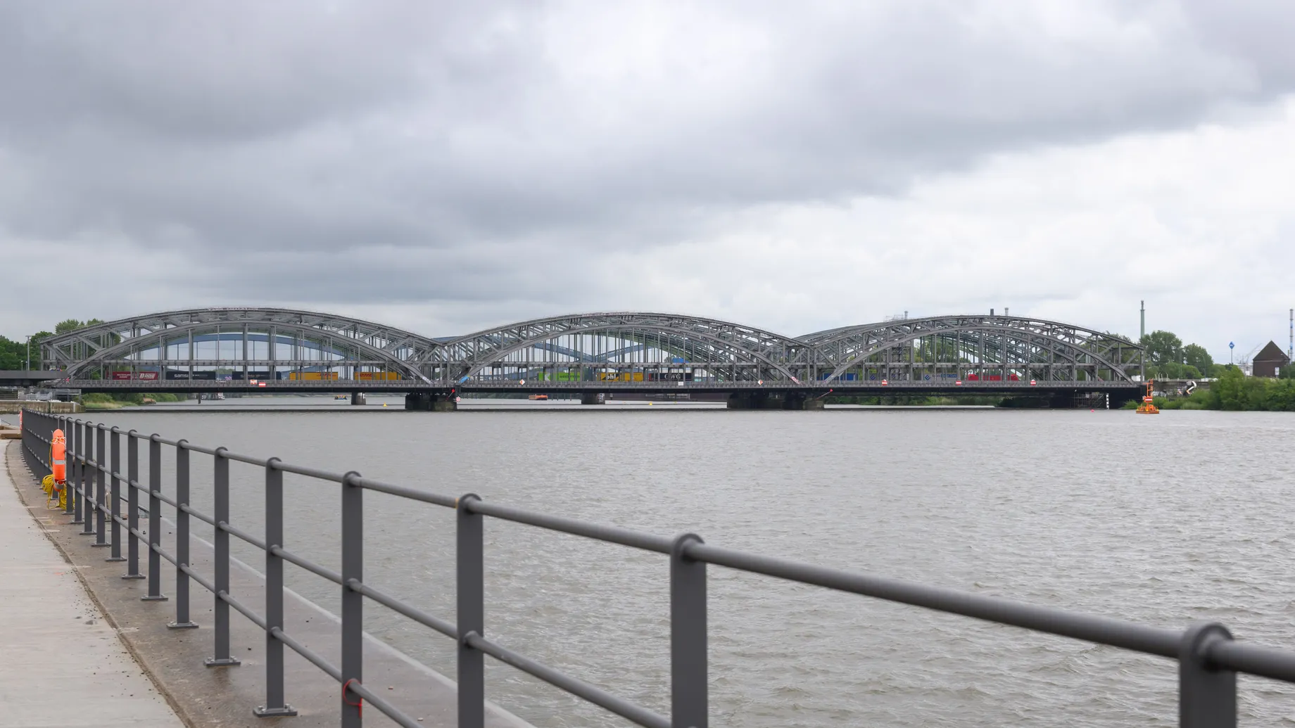 Container ship hits historic bridge in Hamburg