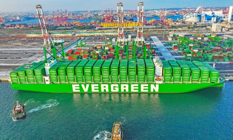 Evergreen orders 14 LNG dual-fuel container ships