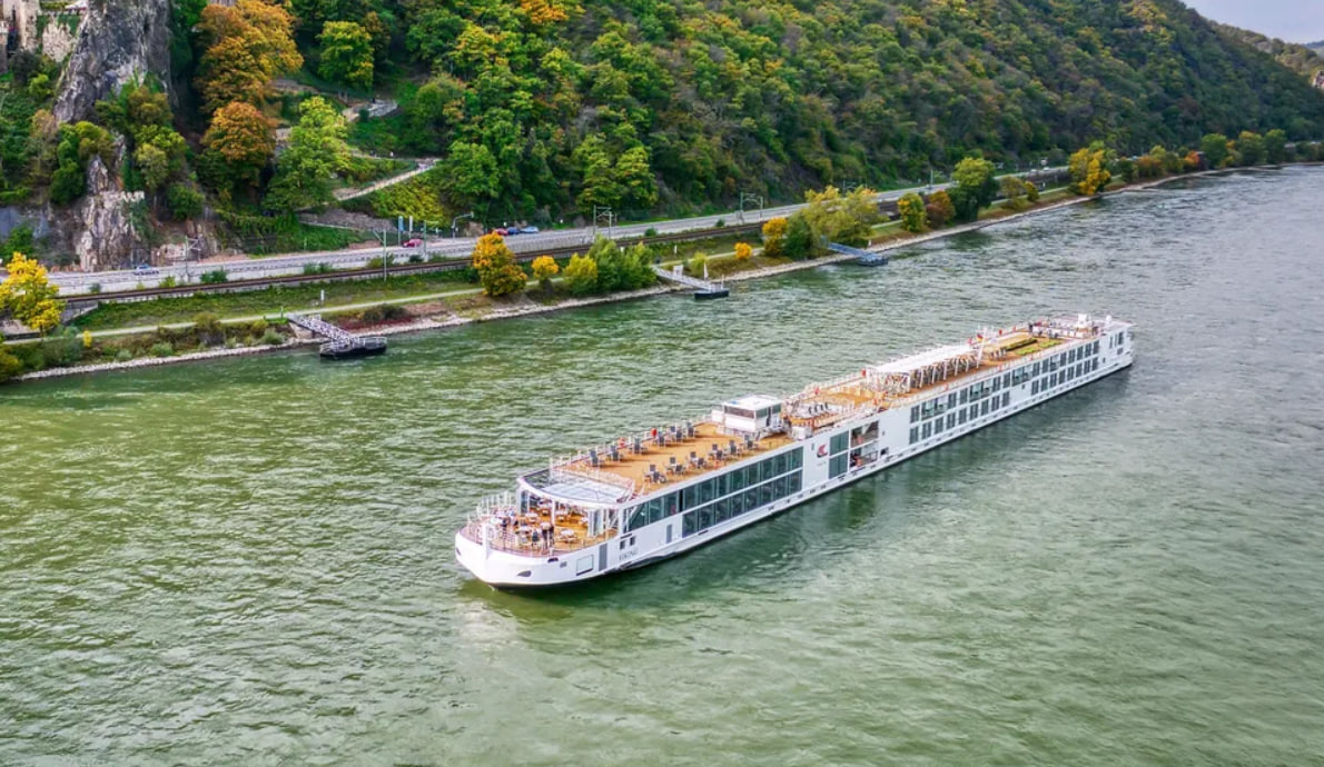 Viking’s cruise fleet reaches 100-ship milestone with Viking Honir
