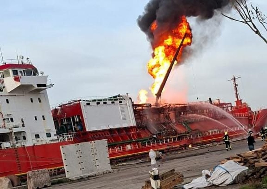 LPG tanker Orinda ablaze 24 hours