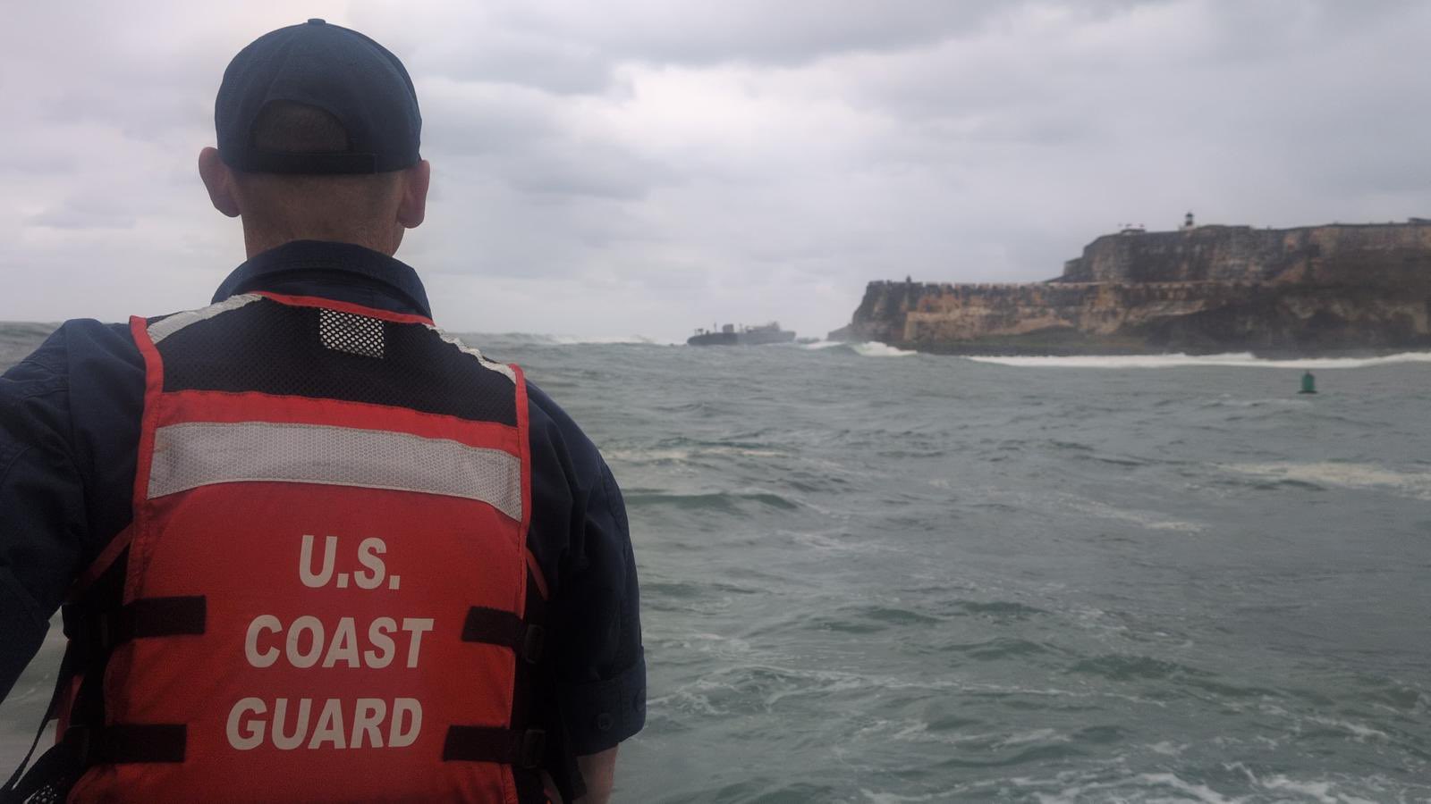 Fuel barge grounding