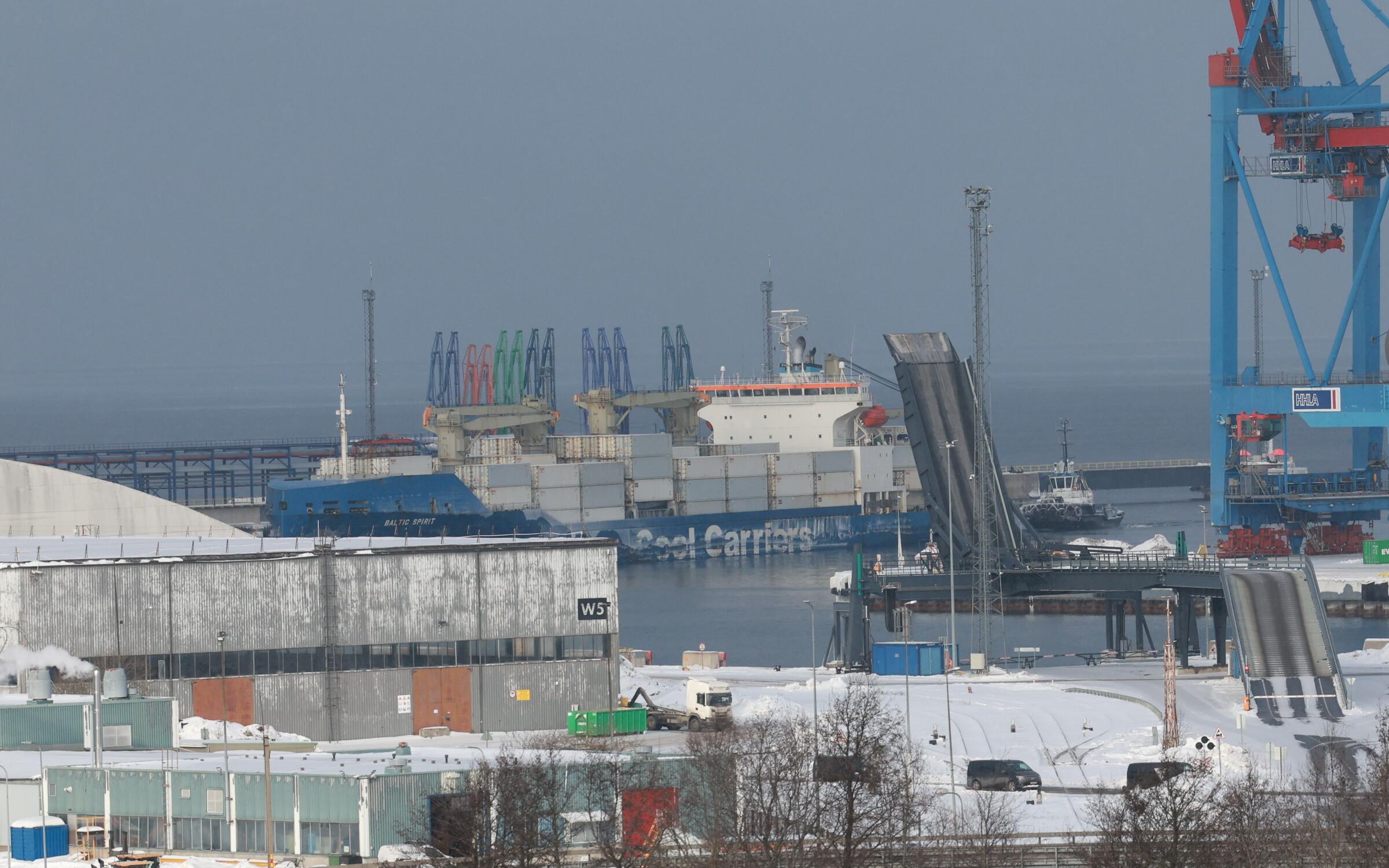 Estonia detains refrigerated container vessel Baltic Spirit
