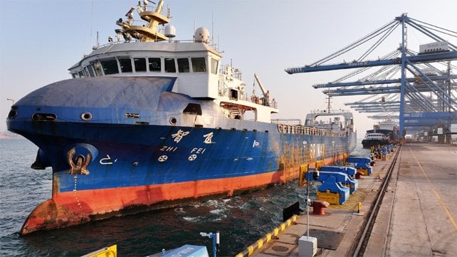 China’s Zhi Fei Completes World’s First Fully Autonomous Port Operation at Qingdao