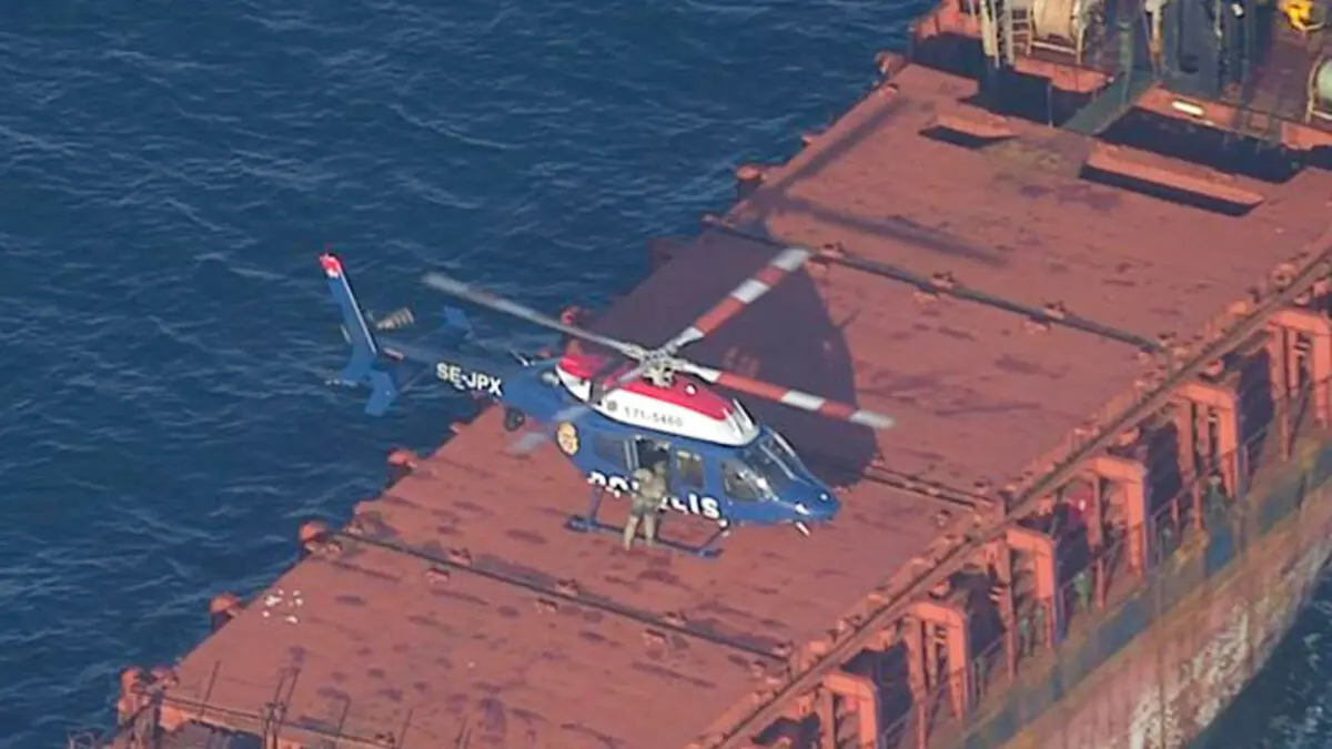 weden boards suspected stateless cargo ship in Baltic Sea