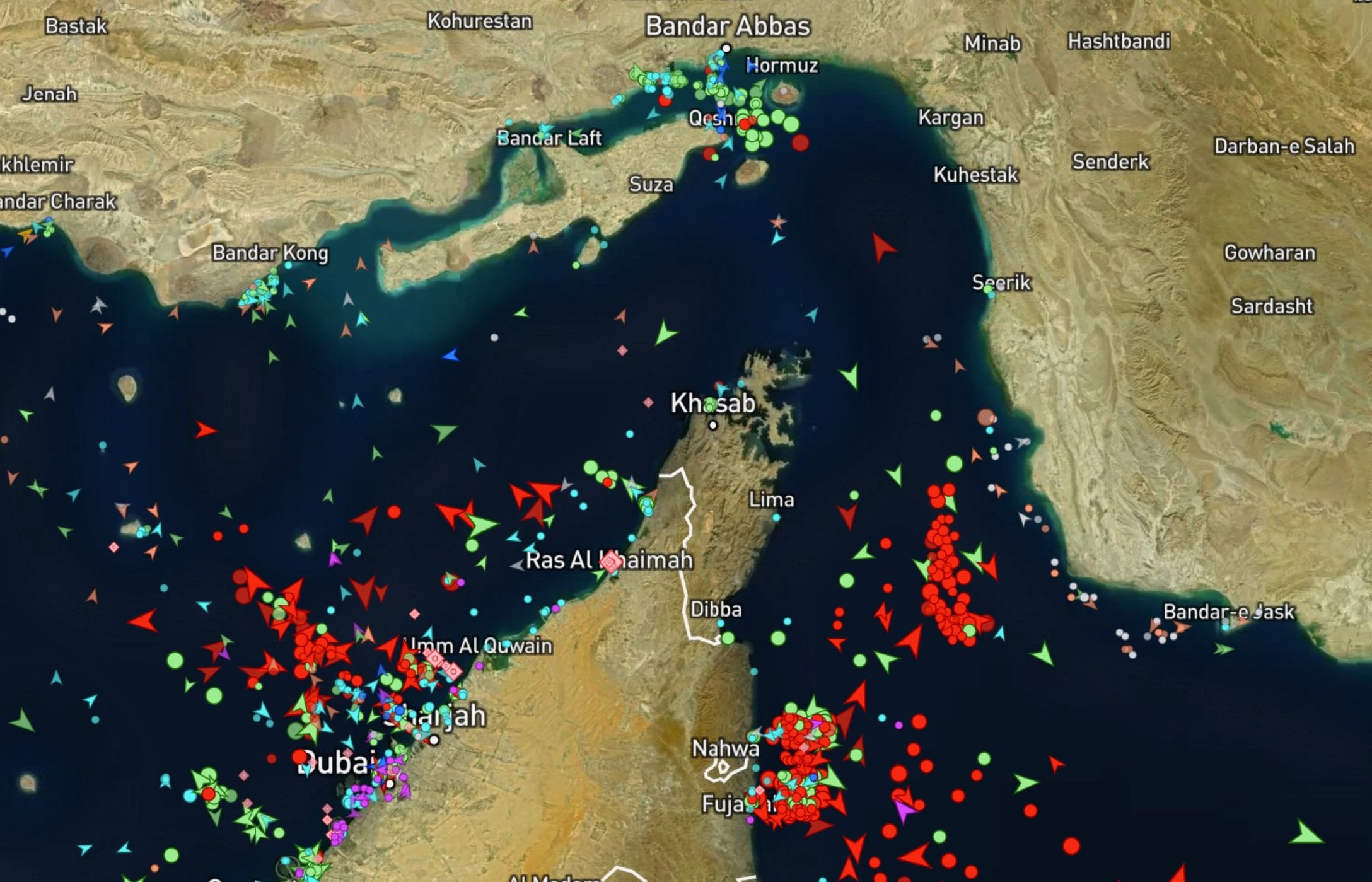 Hundreds of Tankers Anchor Outside Strait of Hormuz as Gulf Shipping Disrupted