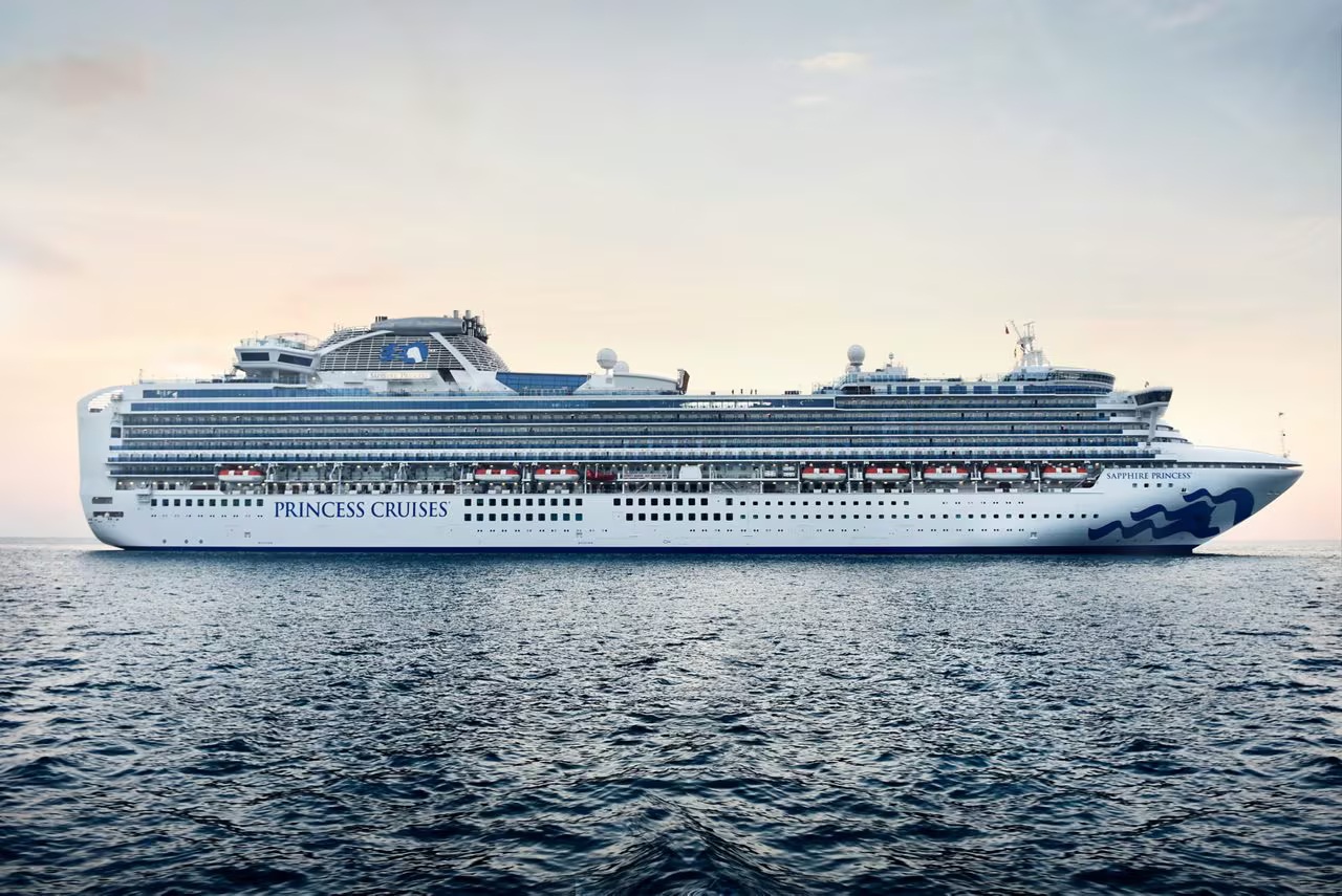 Sapphire Princess recovers bodies in Mediterranean