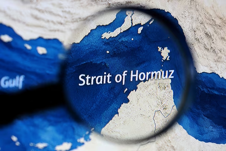 Scammers offering Hormuz transit for crypto payments