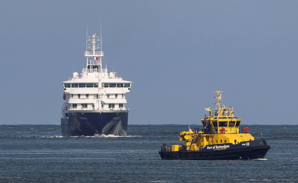 MV Hondius arrives in Rotterdam after hantavirus outbreak