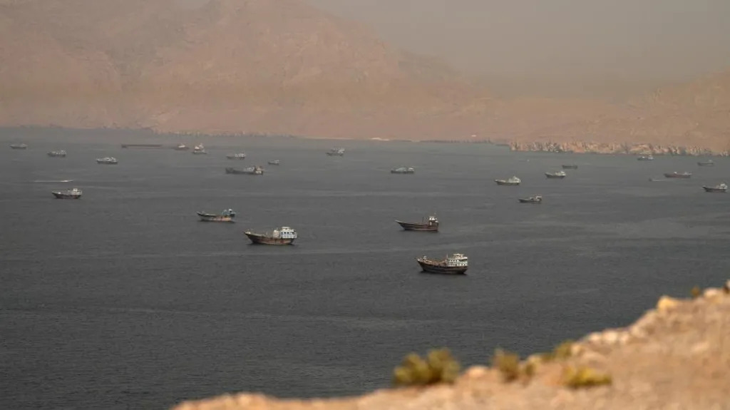 IMO Begins Persian Gulf Seafarer Evacuation