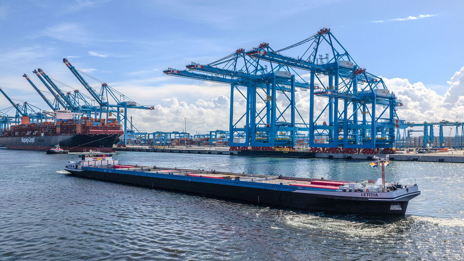 Autonomous inland vessel completes Rotterdam terminal voyage