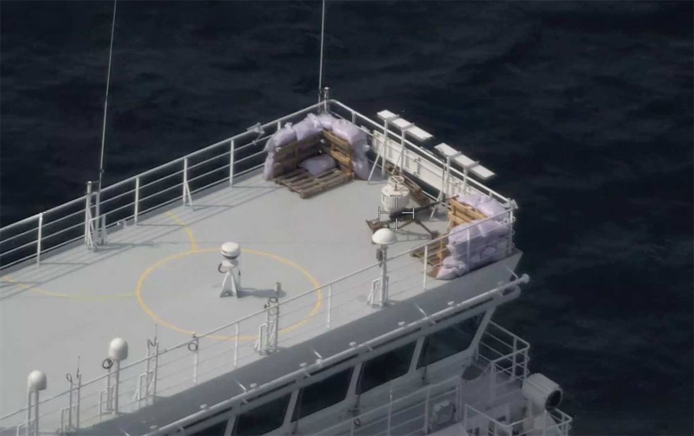 Russia arms LNG carrier with machine guns