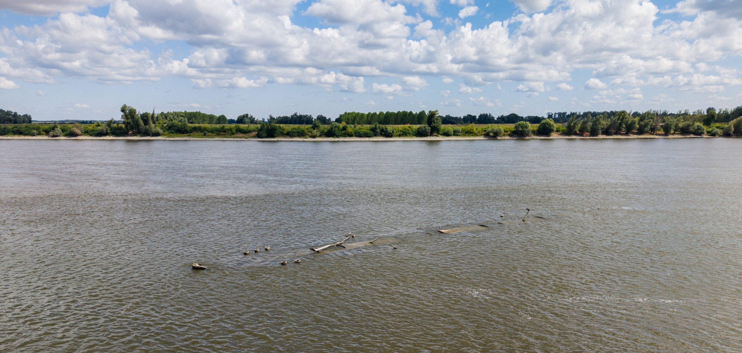 Record-low Danube levels disrupt inland shipping