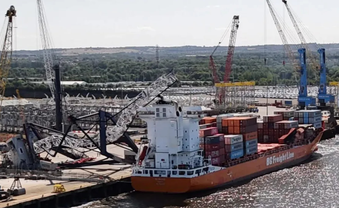 Vessel collision topples crane at Port of Tyne