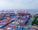 Shanghai Port tops 200,000 TEU in one day