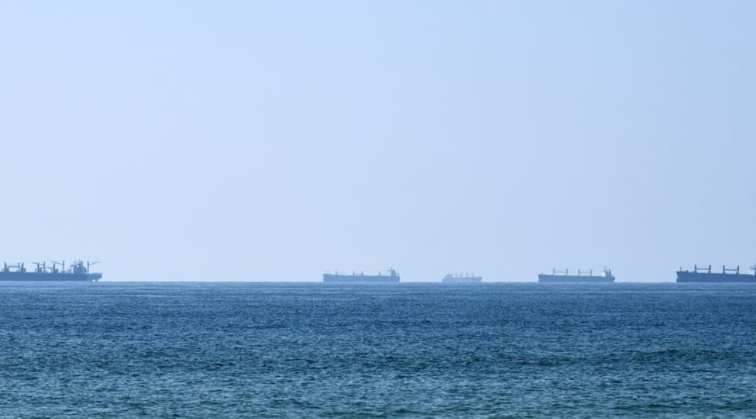 Iran blacklists 77 vessels over Hormuz transit violations